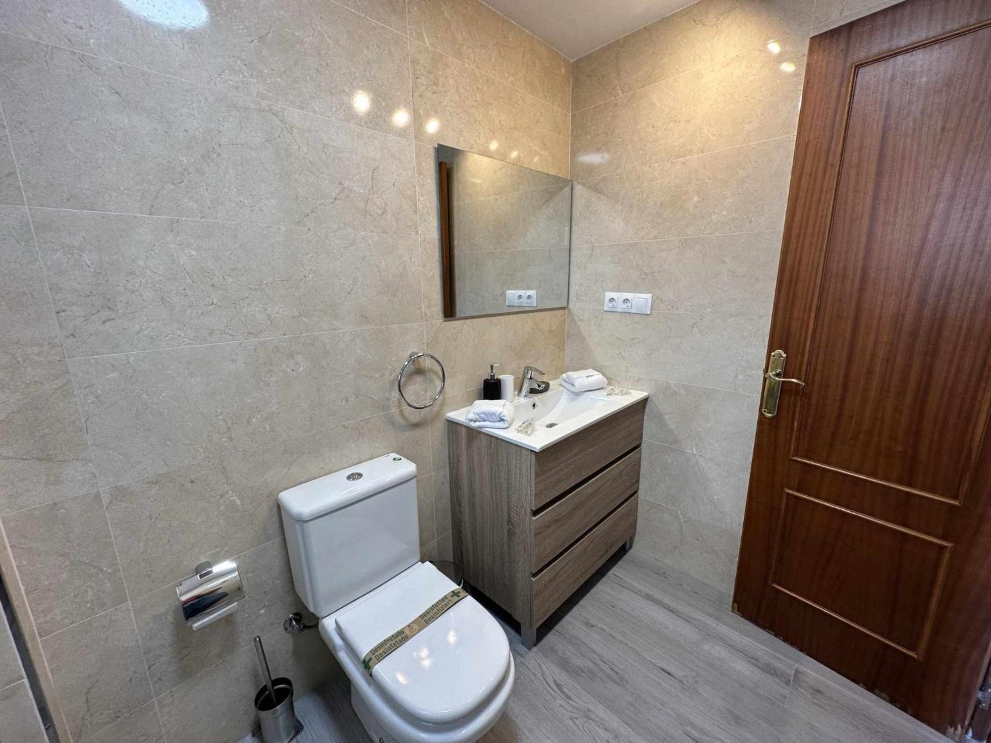 Apartamento La Carihuela A 2 Minutos De La Playa Torremolinos Exterior photo