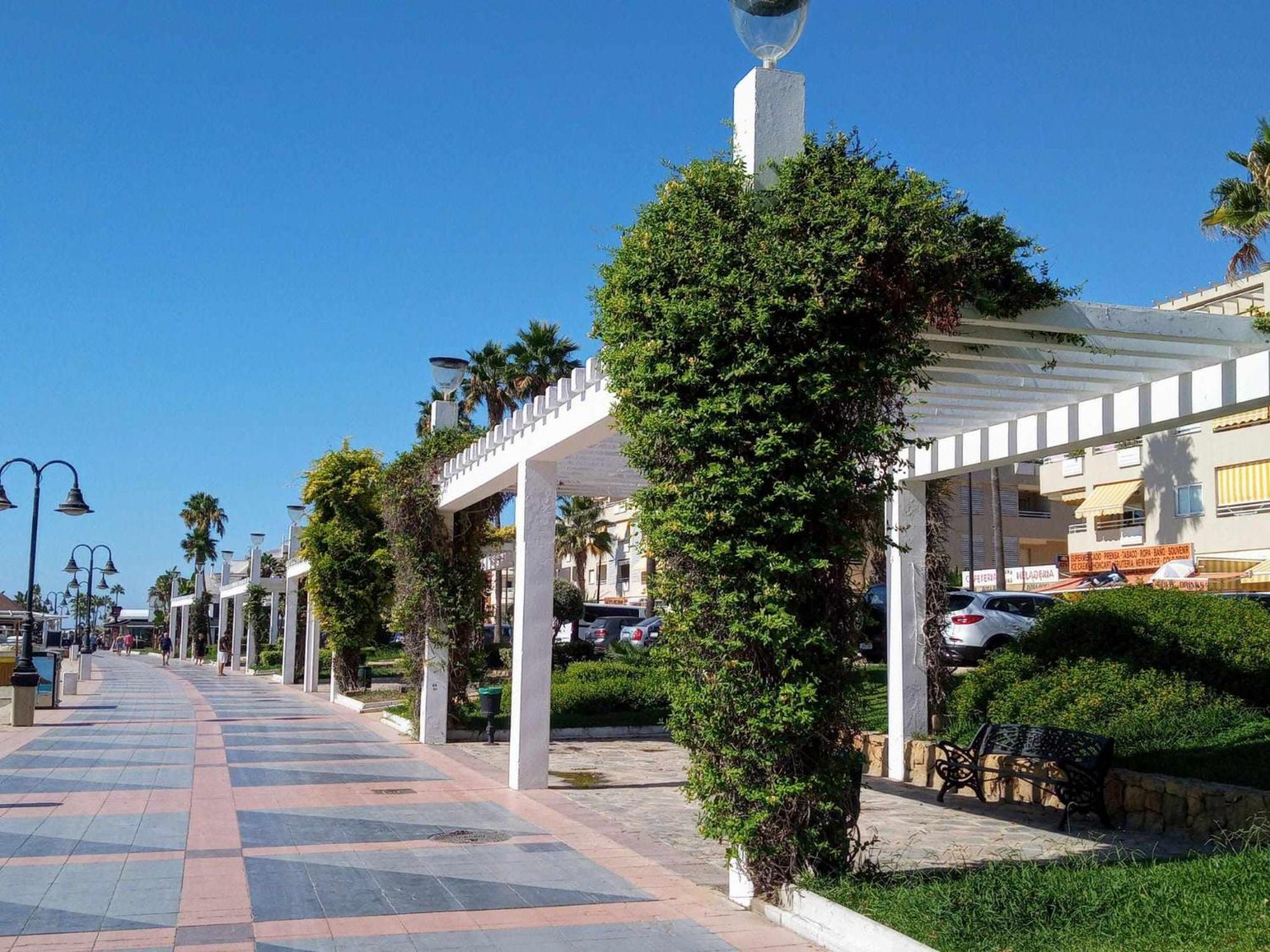Apartamento La Carihuela A 2 Minutos De La Playa Torremolinos Exterior photo